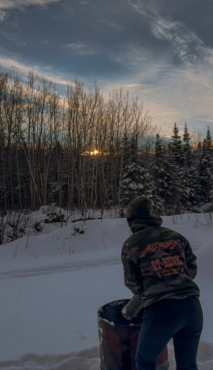 ''Coming soon'' hoodie camo