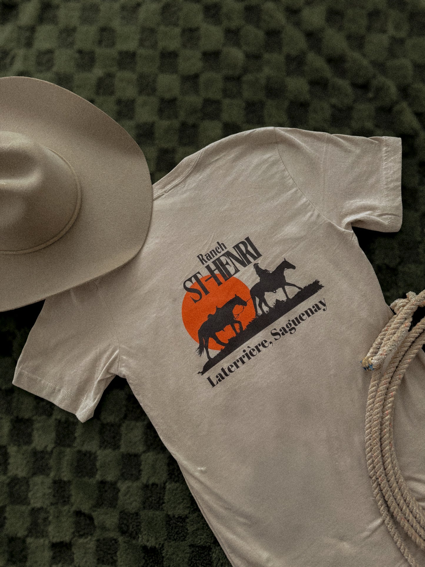 ‘’ Sunset’’ T-shirt beige