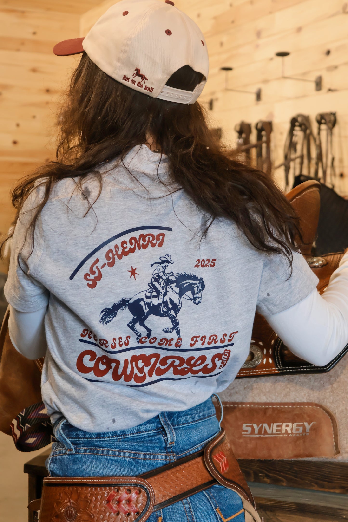 Horses come first T-shirt - Grey