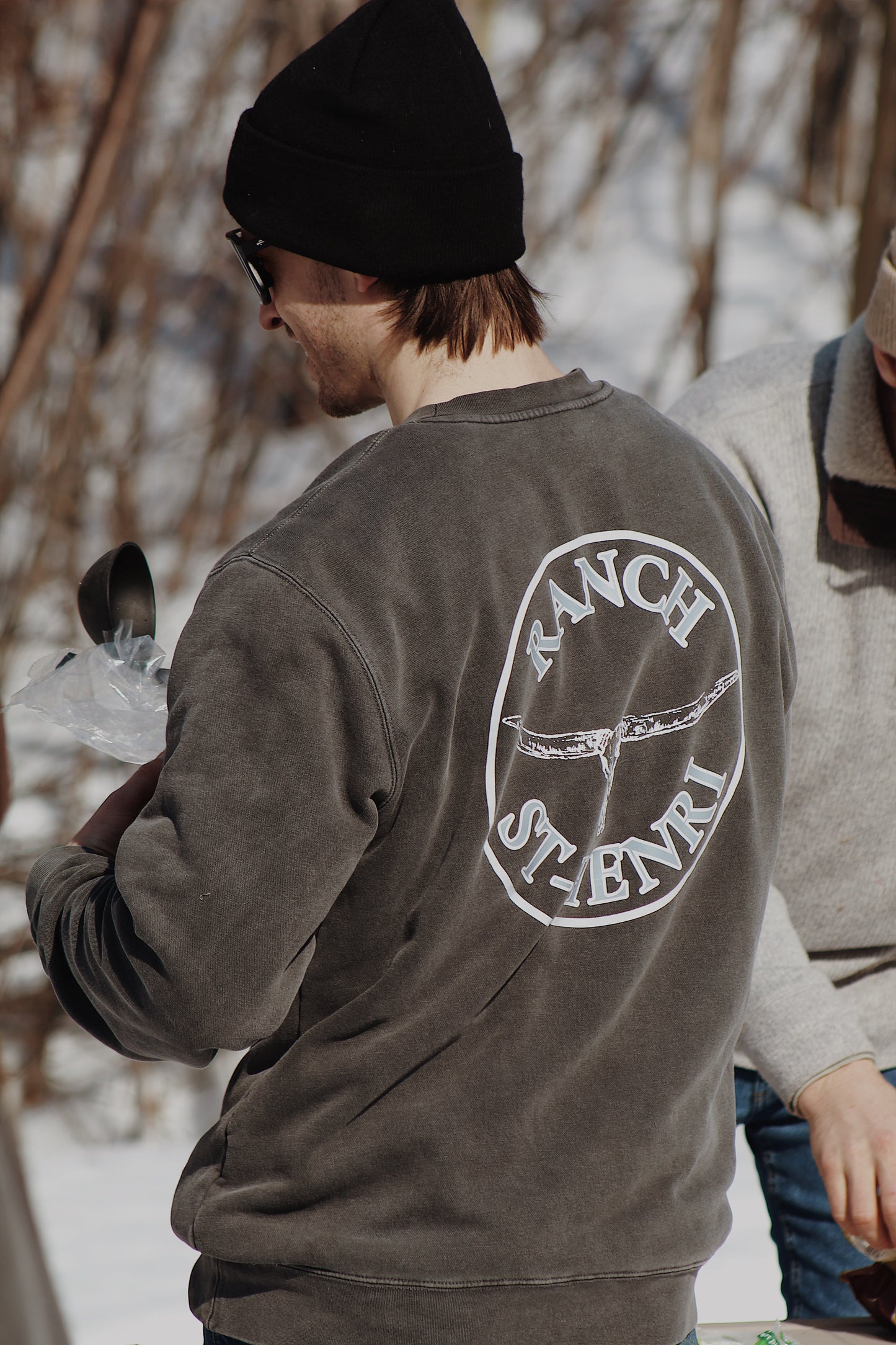 ‘’ Bull ’’ crewneck gray