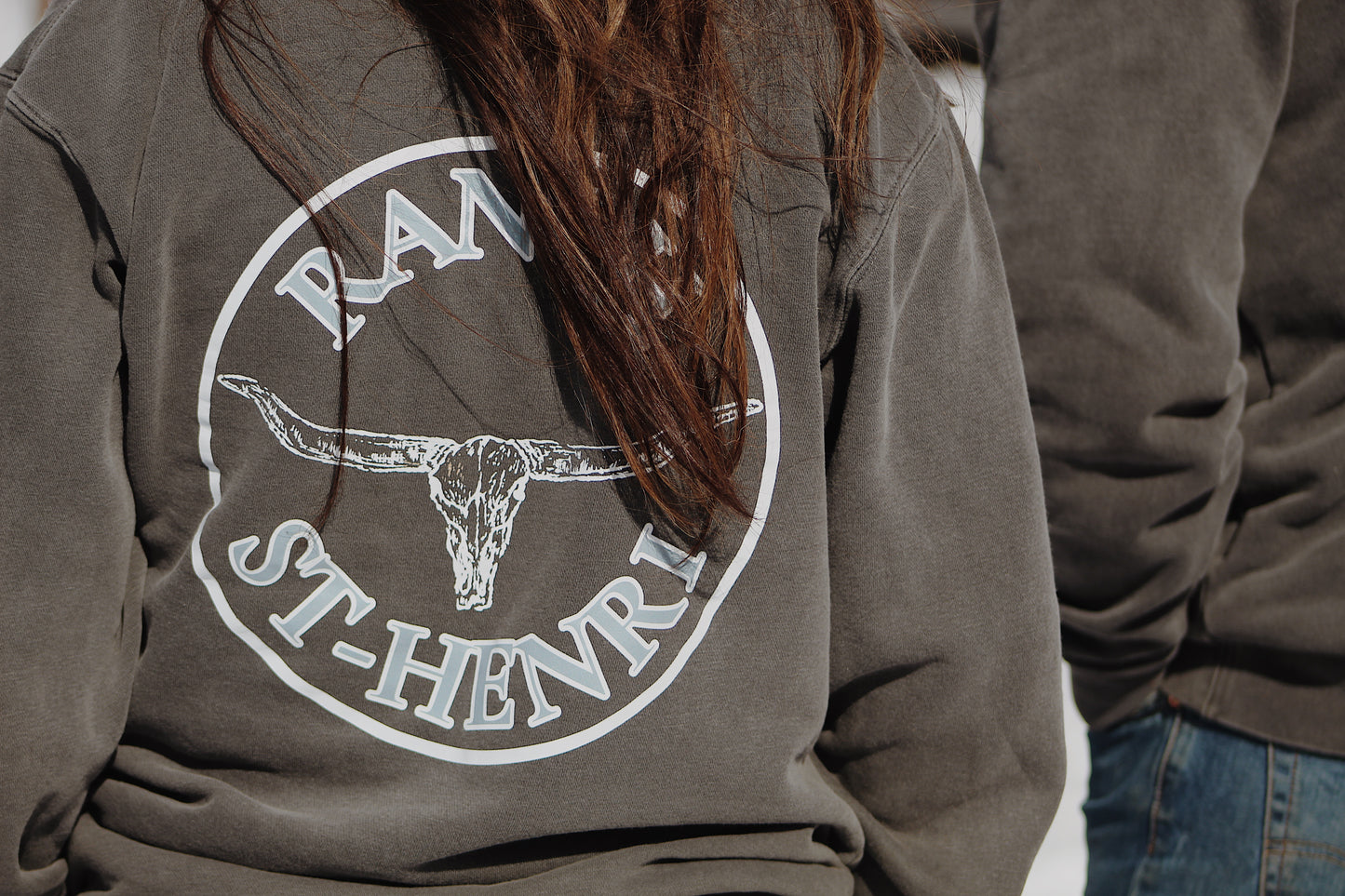 ‘’ Bull ’’ crewneck gray