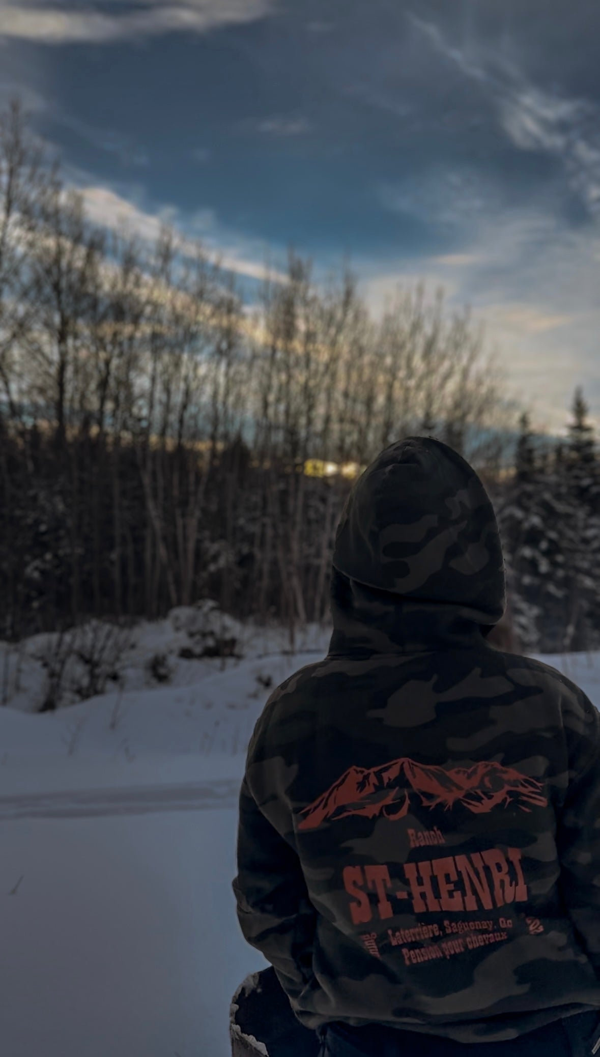 ''Coming soon'' hoodie camo